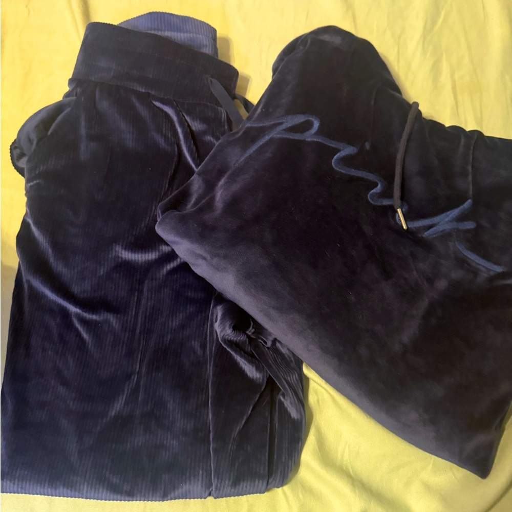 PINK Victoria's Secret Navy Pajama Set